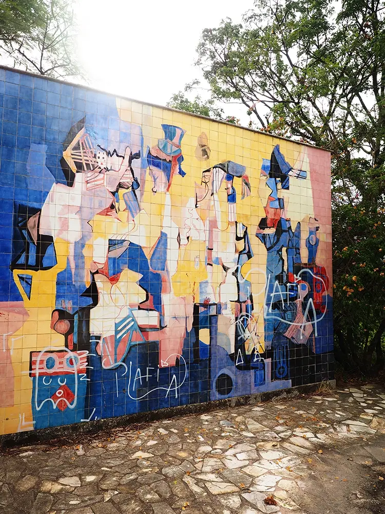 Hero: Painel of Djanira